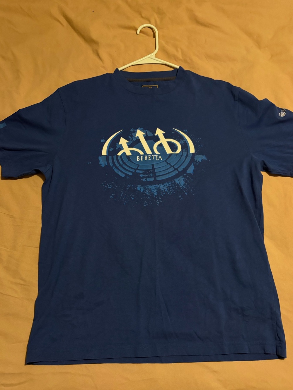 Beretta Men's Short-Sleeve Graphic Tee in Navy
